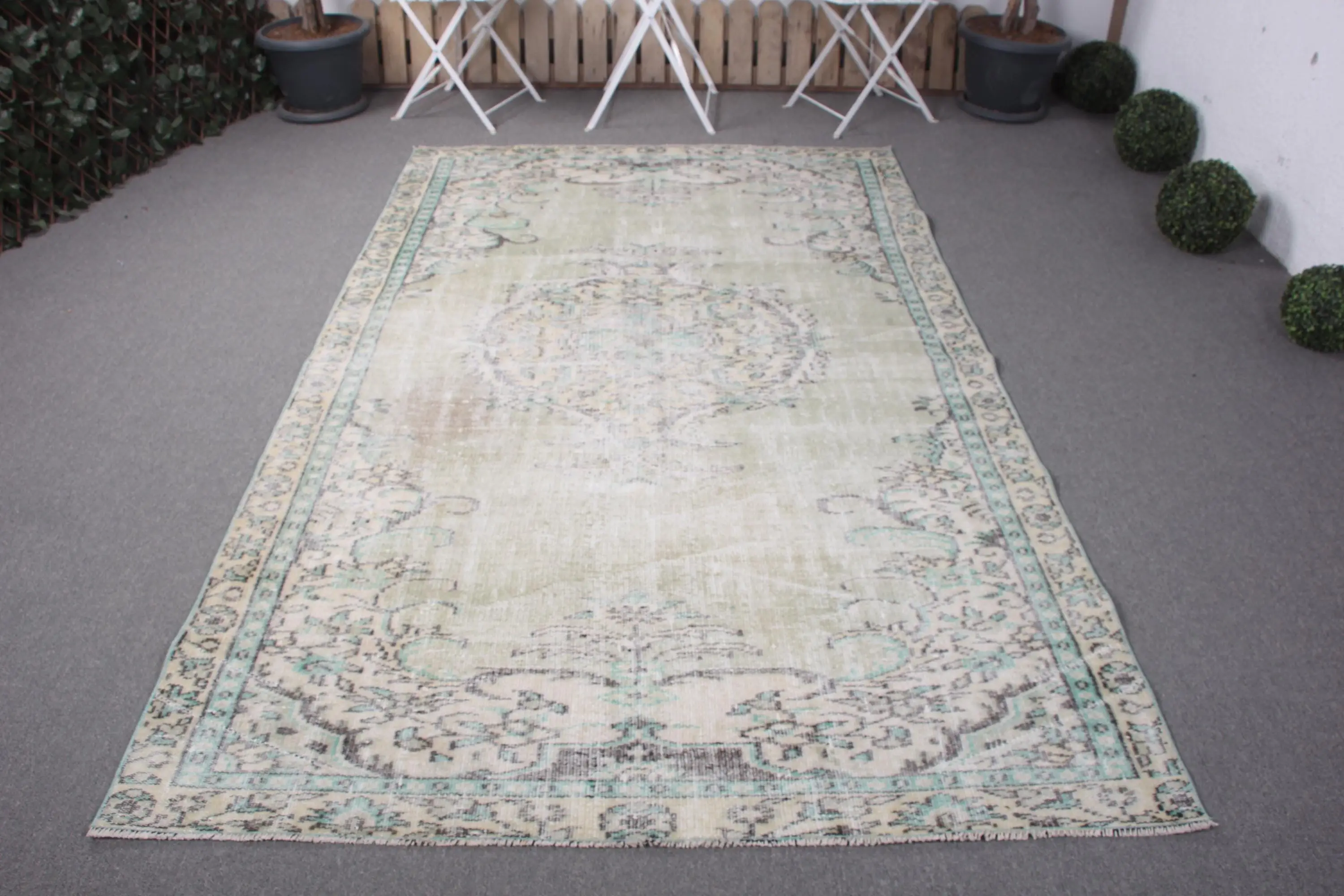Alfombra de Lunares Verde y Marrón, 1,8x2,5m Chic Decor - 1