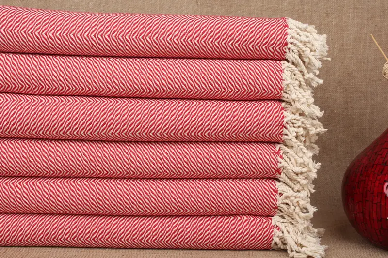 Nedime Hediyesi Özel Kırmızı Chevron Organik Plaj Havlusu, 40x71 İnç