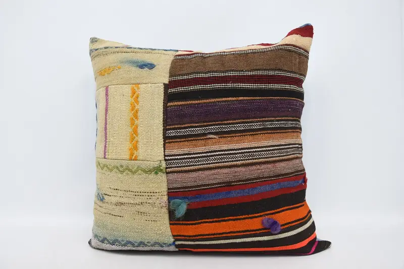 Handgefertigtes 32x32 Beige & Lila Blumen Wurfkissen, besticktes Kissen