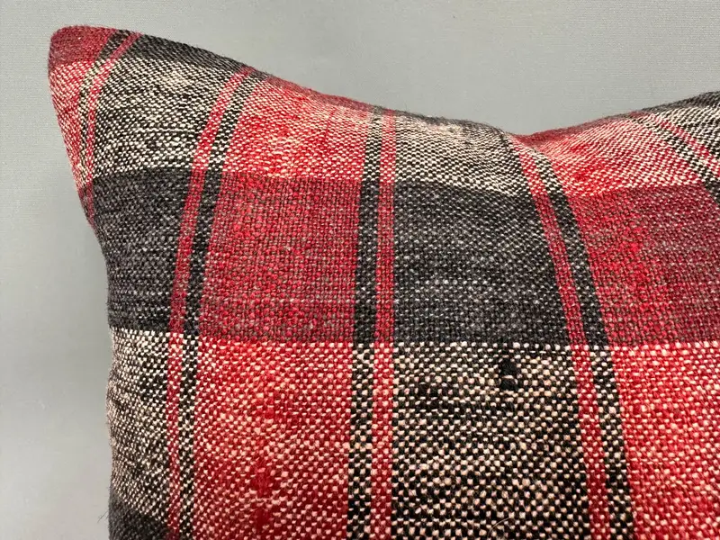 18x18 Red Cushion Cover, Throw Kilim Pillow, Retro Pillow Case, Cushion Case, Ethnical Kilim Rug Pillow, Boho Pillow Sham Cover, Accent Throw Pillow - 5