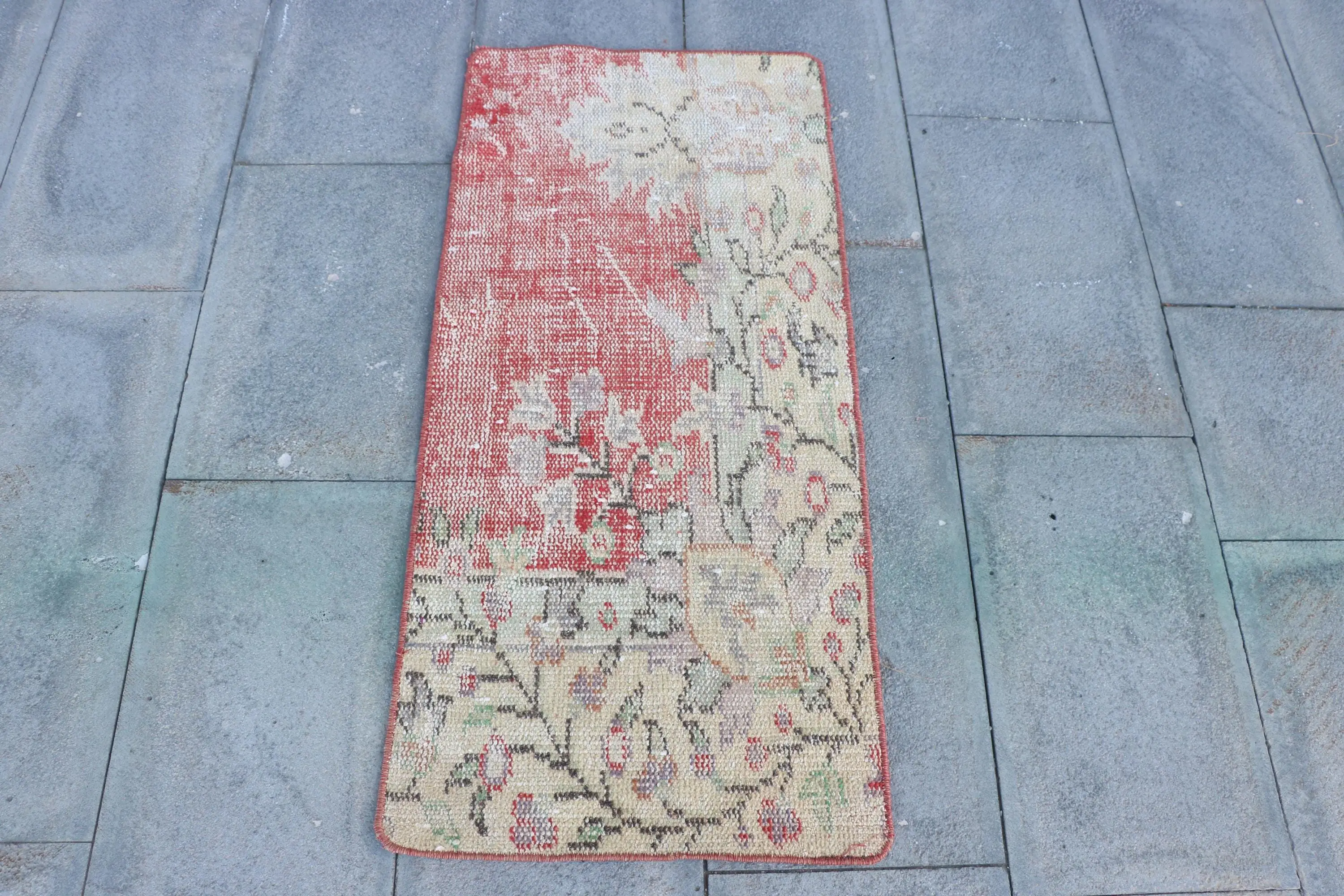 1.6x3.5 ft Rug, Vintage Turkish Rug, Red Floral Wool Rug - 1