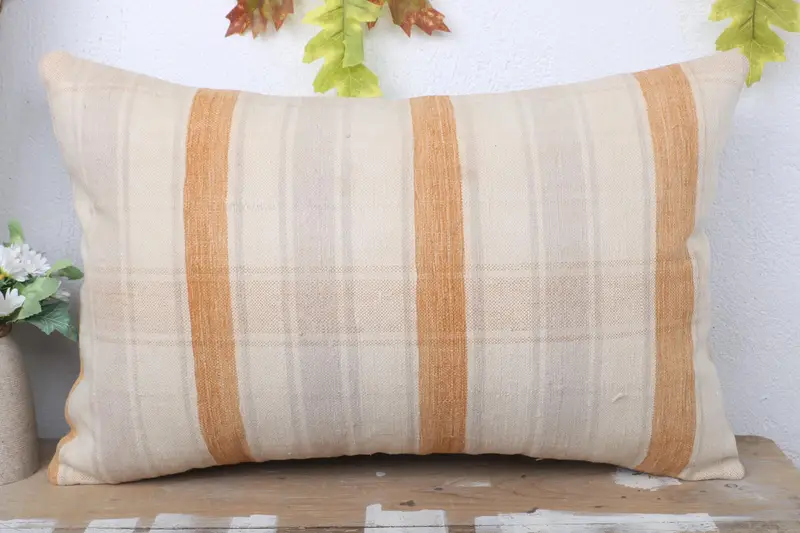 Cushion, Throw Kilim Pillow, Pillow for Sofa, Decorative Throw Pillow Cover, 16x24 Beige Cushion Case, Handmade Kilim Cushion - 2