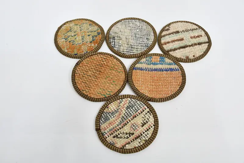 Elegante juego de posavasos naranja y beige, posavasos de alfombra elegantes y duraderos