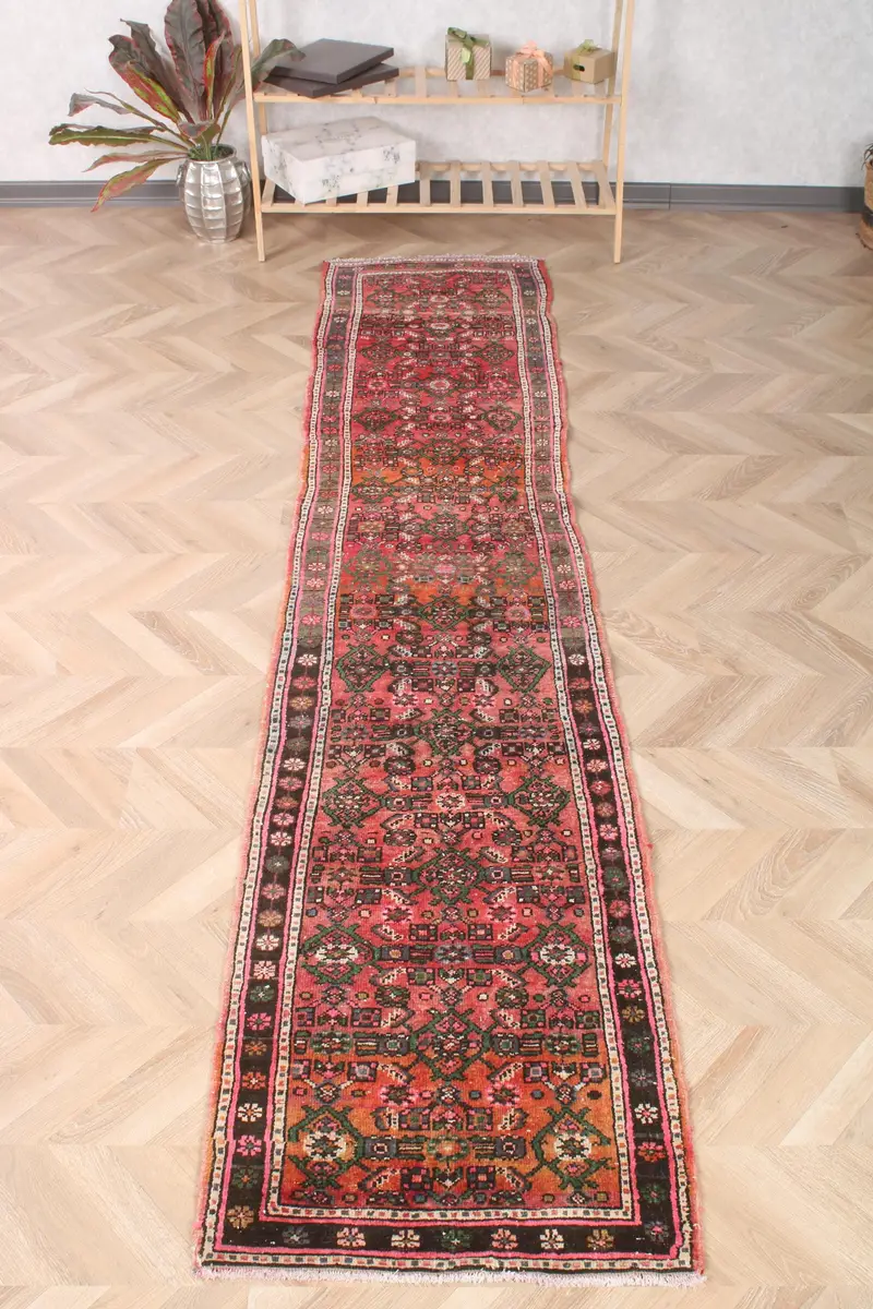 2,1 x 9,6 Fuß großer türkischer Läuferteppich, rot-grüner marokkanischer Vintage-Wollteppich - 1