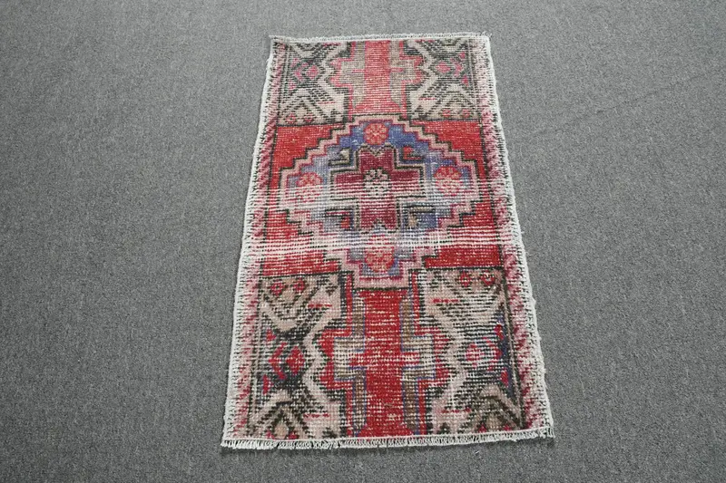 Vintage 1.5x2.6 ft Rug, Turkish Small Rug, Red Bordered Rug - 1