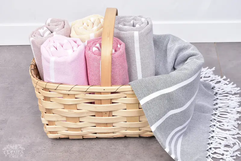 Personalisiertes Handtuch, 70x40 Baumwollstreifenhandtuch, Valentinstag Geschenk für sie, Bachelorette Partygeschenk, Trauzeuggeschenke, Schnellrohr-Strandtuch - 7