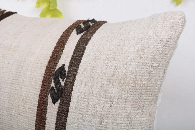 Handmade Throw Pillow, 16x24 White Pillow Case, Sustainable Pillow Sham, Kilim Pillow, Home Decor Pillow, Pillow Cover, Vintage Pillow - 5