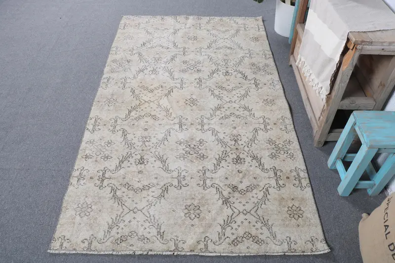 Beige-brauner Patchwork-Teppich, 3,8 x 6,5 Fuß, elegantes Dekor