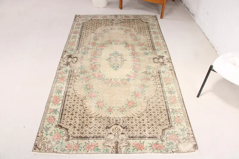 Handmade 3,1x6,6 ft Rug, Beige & Green Floral