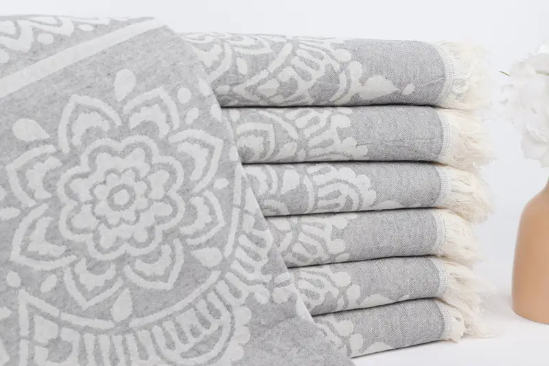 Personalize Gift, Fouta towel, Personalized Bridesmaid Beach Towel, Sand-free towel, Turkish beach towel, 74x36 Cotton Floral Patterned Towel - 2
