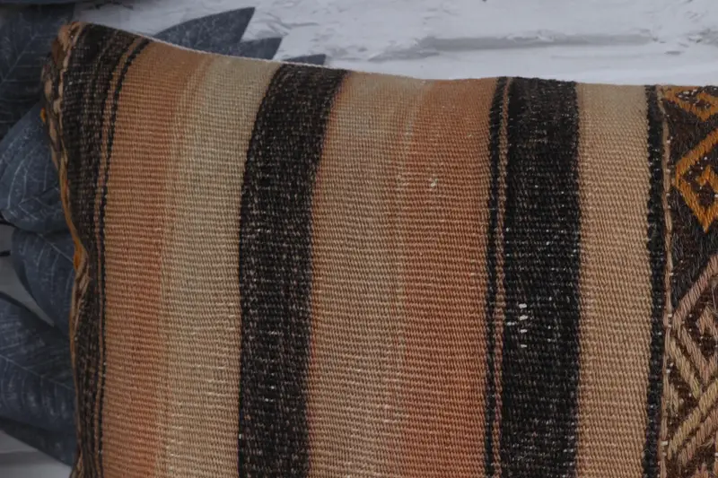 Vintage Pillow, 12x36 Beige Cushion Case, Floor Pillow, Handmade Kilim Cushion, Cushion, Pillow for Couch, Oriental Pillow, Art Deco Cushion Case - 2