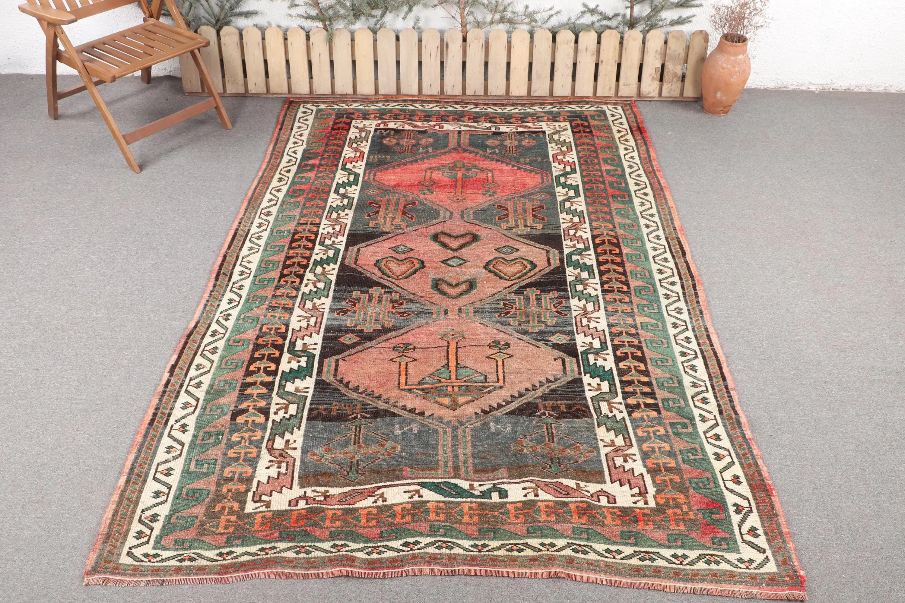 Türk Vintage Halı 6x8.4 ft (183x256 cm), Kırmızı Yeşil Bordürlü Halı - 1