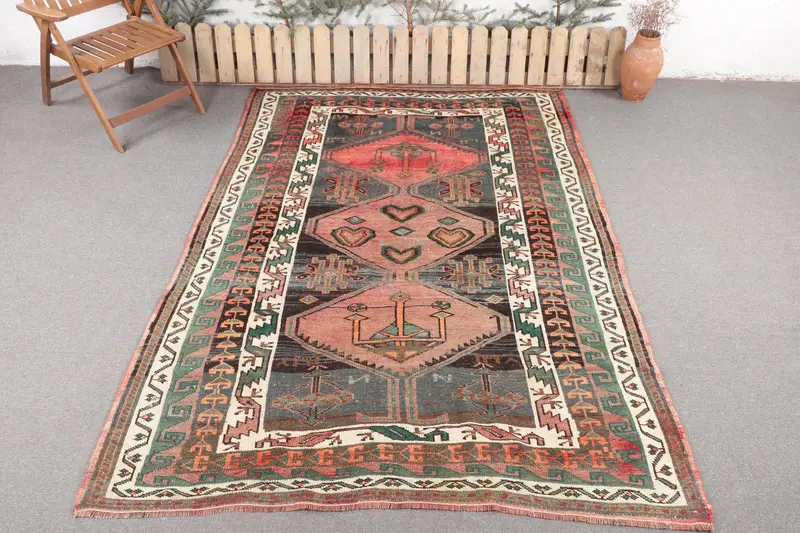 Alfombra verde hecha a mano, 6x8 pies con borde naranja