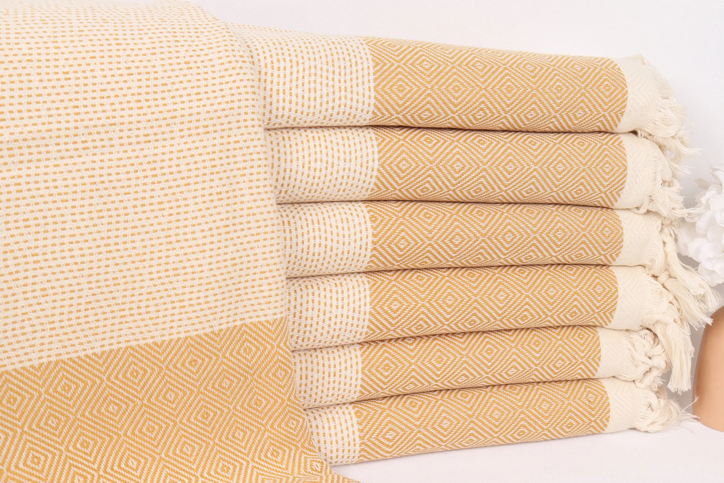 Bedspread Diamond Throw Mustard Cotton Animal Print, 79x103 Inches - 1