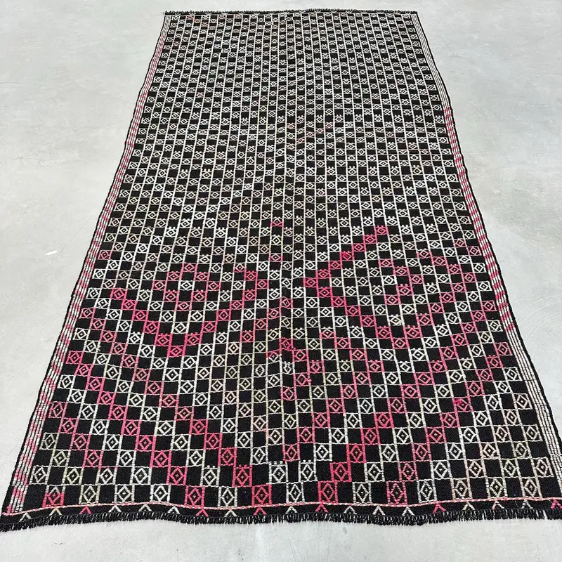 Zarif Bej ve Pembe Halı, 4,5x8,6 ft Çiçek ve Geometrik