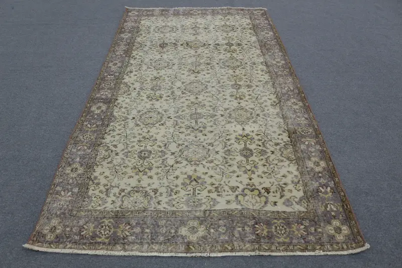 Elegant Gray Oriental Rug, 9.3x9.25 ft with Yellow Accents