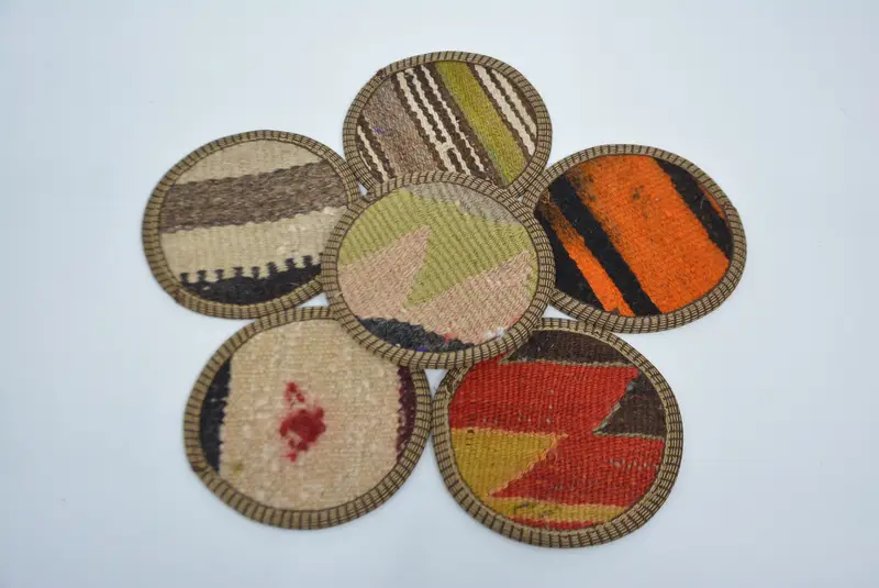 Posavasos geométrico rojo y beige, posavasos duradero y elegante