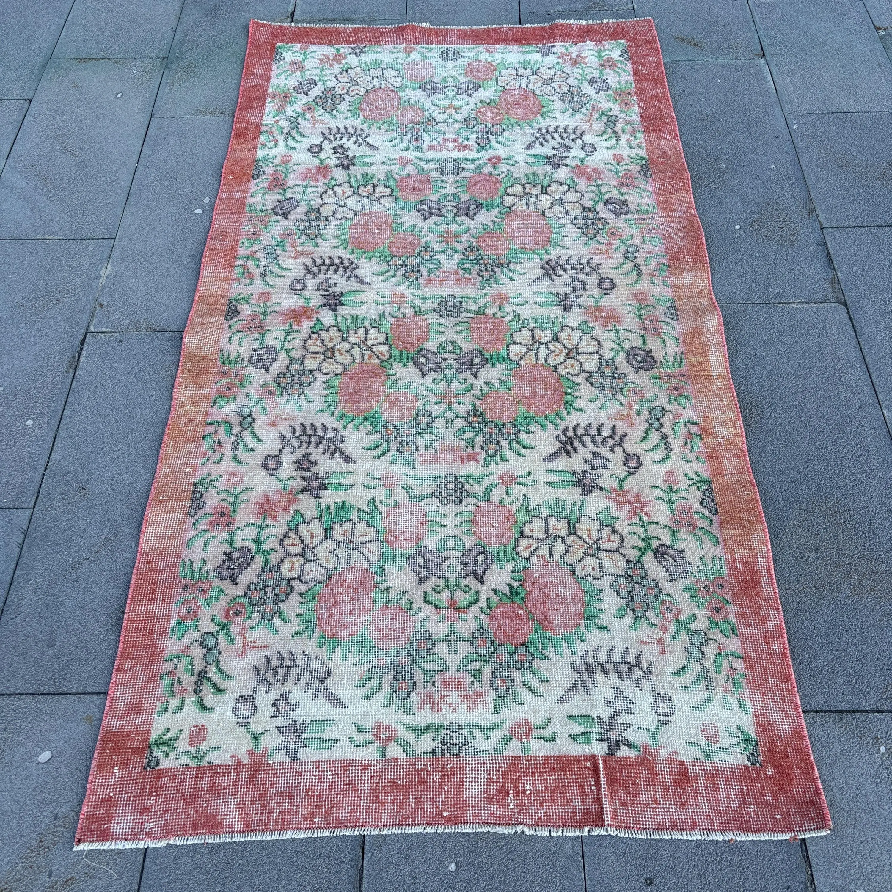 Türk Vintage Halı, 3.4x6.5 ft Accent Halı, Kırmızı Yeşil Kareli Yün Halı - 1