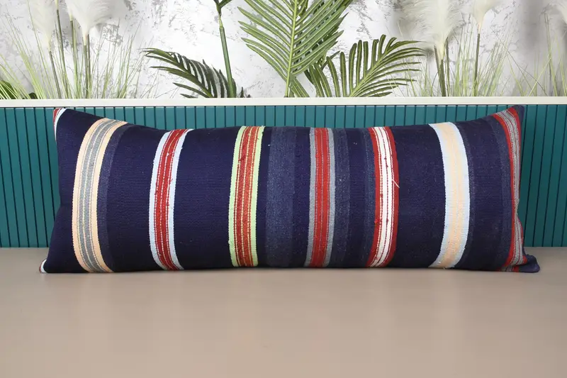 Almohada de tiro a rayas azules y rojas, cojín bordado de 16x42