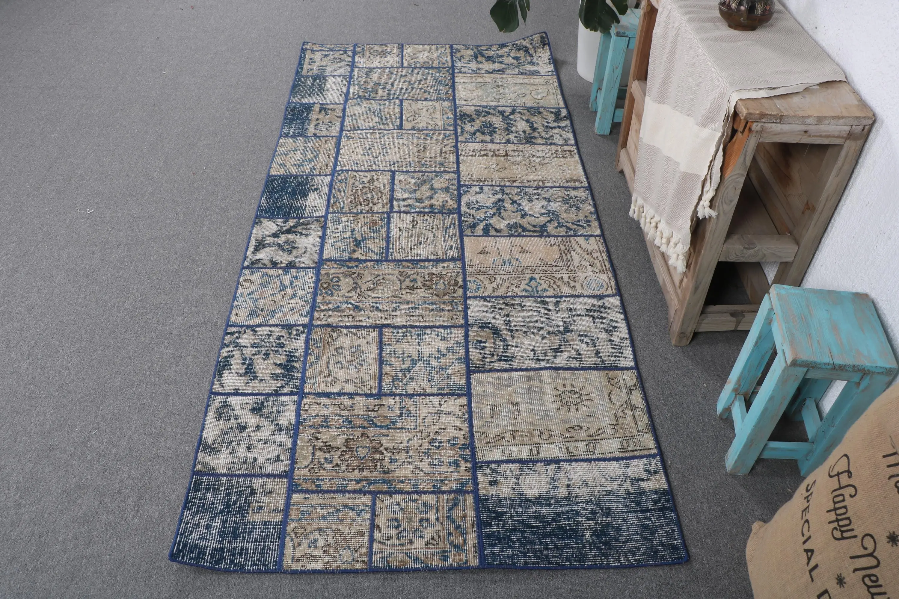 Vintage Halı, 3.2x7.1 ft Türk Halısı, Mavi Kahverengi Patchwork Yün Halı - 1