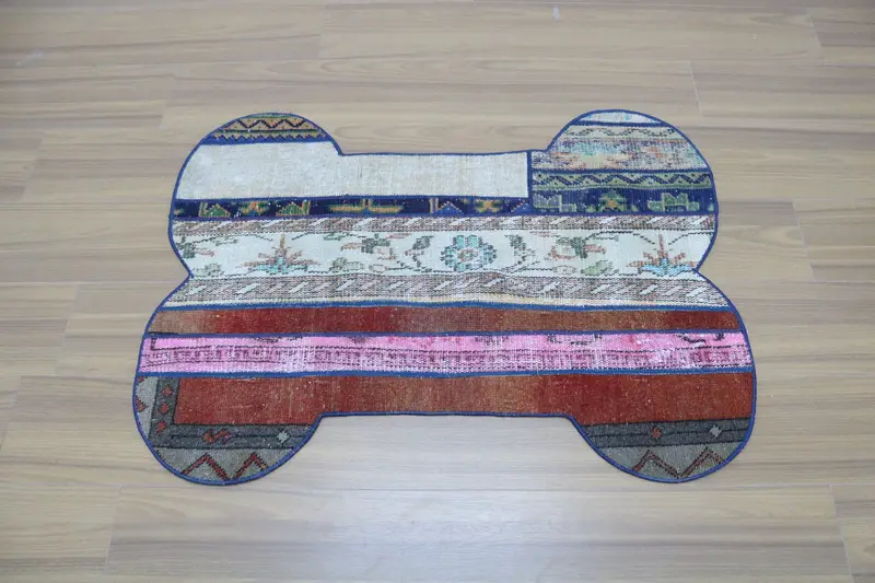 Medium Red & Beige Cotton Pet Mat with Foam Filling, Durable Pet Pad