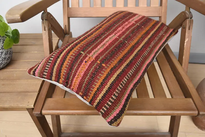 Turkish Kilim Pillow, Boho Pillow Sham Cover, Boho Pillow, Crochet Pattern Pillow Sham, 12x20 Red Pillow Cover, Cushion Cover - 4