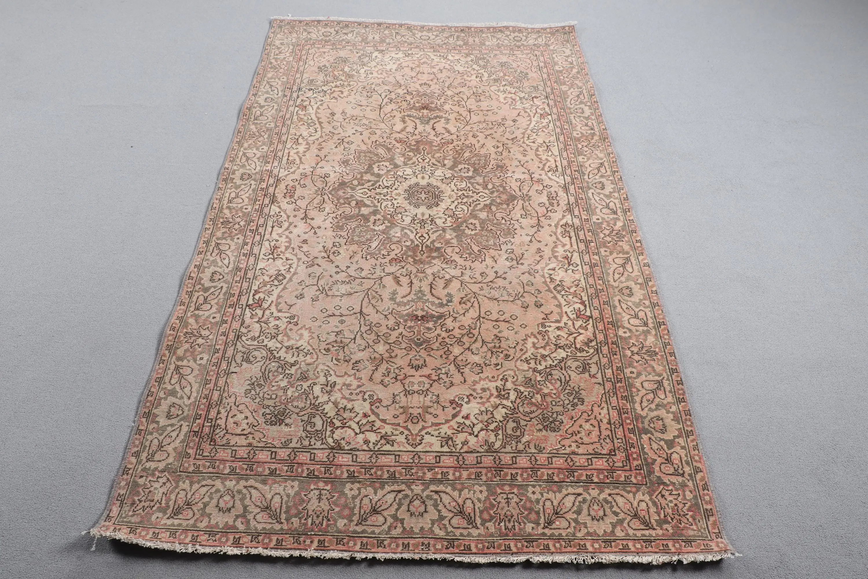 Türkischer Vintage-Teppich, 3,8 x 6,6 Fuß großer Teppich, brauner Südwestteppich - 1
