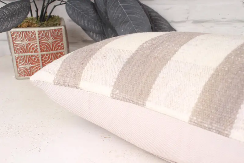 10x20 White Pillow Case, Boho Pillow Sham Cover, Ethnical Kilim Rug Pillow, Pillow Cover, Vintage Throw Pillow, Handmade Kilim Cushion - 6