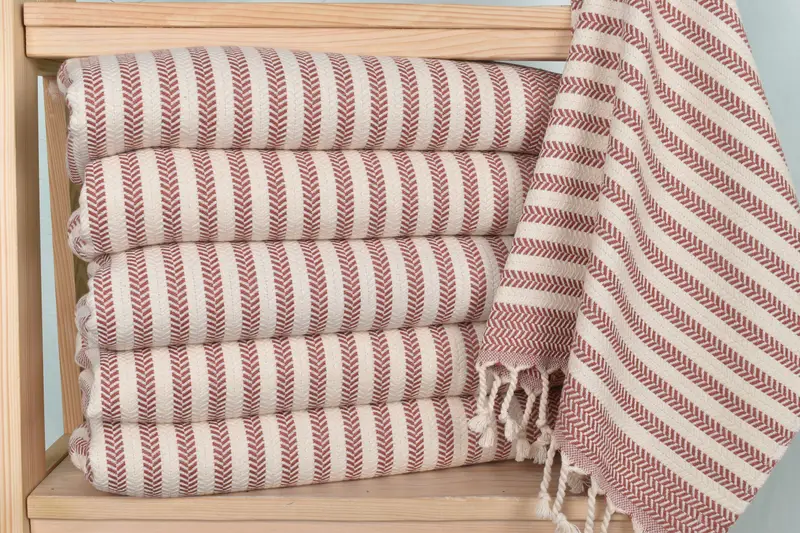 Best Friend Gift, Personalized Hand Towel, Personalized Gifts, Small Towel, Wedding Favors, 40x18 Cotton Chevron Towel, Wedding Hand Made Gift - 2