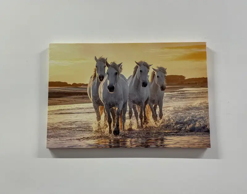 Decoración costera, caballos en la playa, cartel de caballos corriendo, regalo de amantes de los caballos, lienzo de paisaje marino, decoración del hogar, arte de pared de lona personalizado, - 1