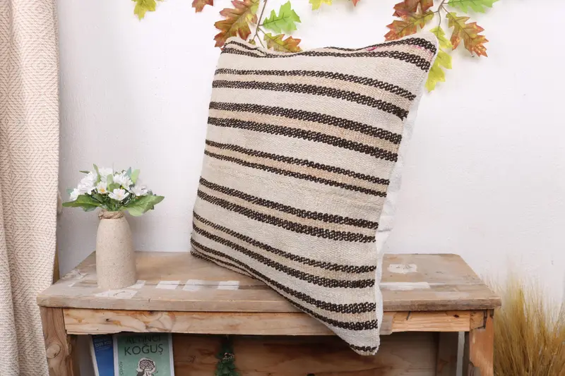 Pillow for Sofa, Handmade Kilim Cushion, 20x20 White Pillow Cover, Boho Pillow, Meditation Cushion, Pillow Sham, Turkish Bench Cushion - 4
