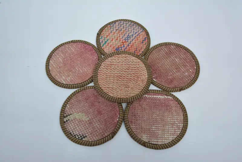 Posavasos de alfombra rosa antideslizante y lavable, 5x5 pulgadas, posavasos turco de Anatolia