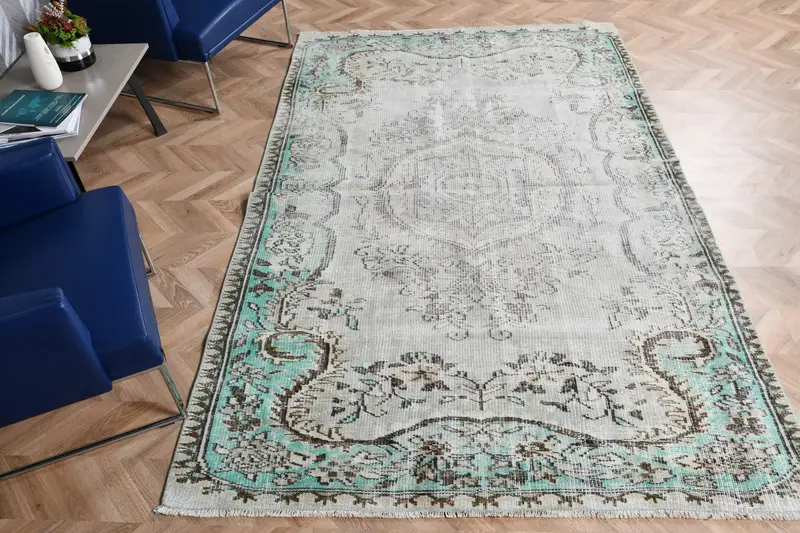 Vintage 5,4x9 ft Teppich, großer türkischer Teppich, grauer Teppich aus massiver Wolle - 1