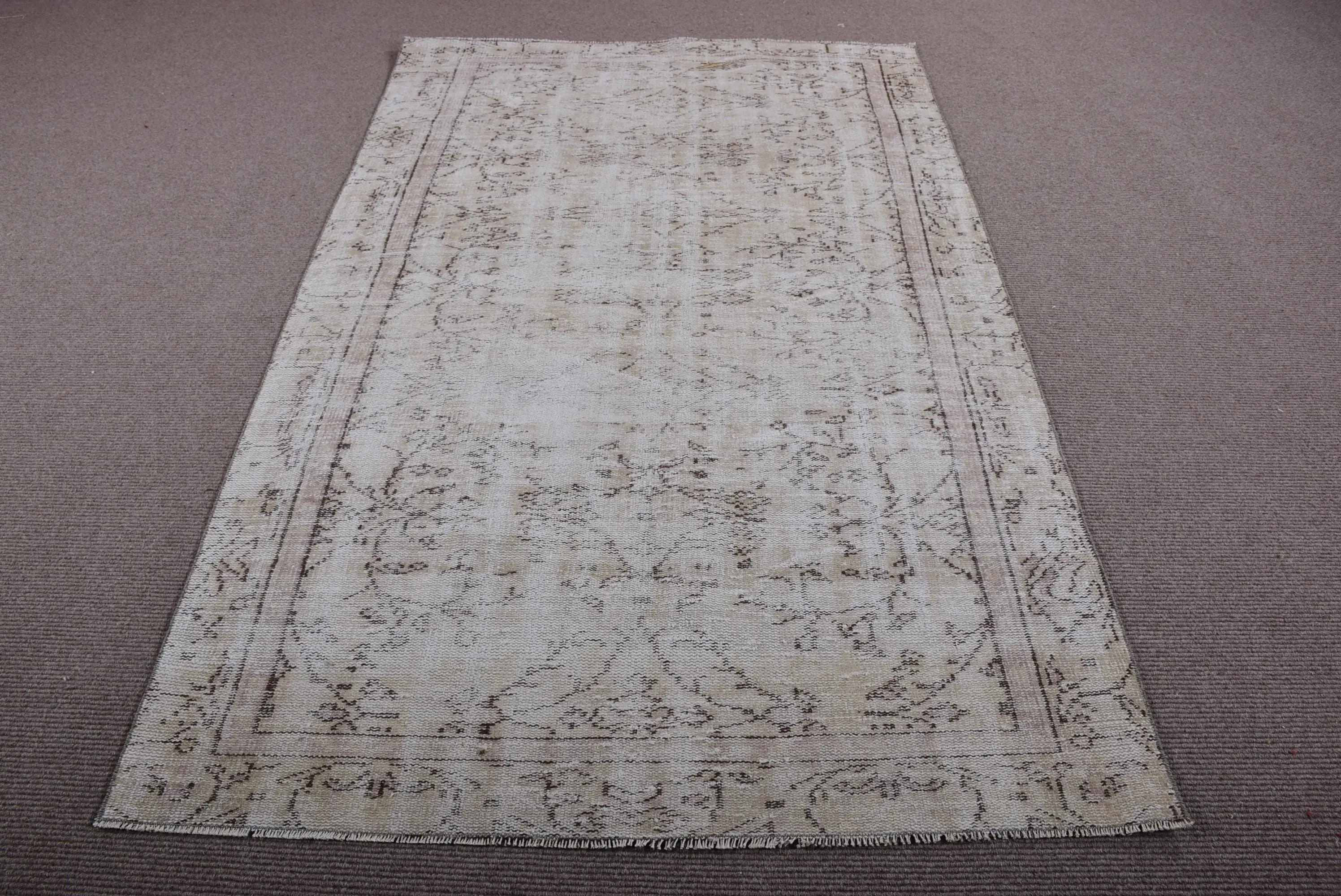 4.8x7.9 ft Rug, Vintage Rug, Turkish White Wool Moroccan Rug - 1