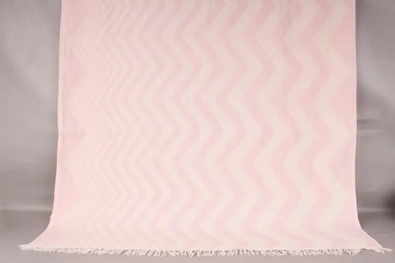 Beach Towel Light Powder Pink Cotton Zigzag Design, 40x71 Inches