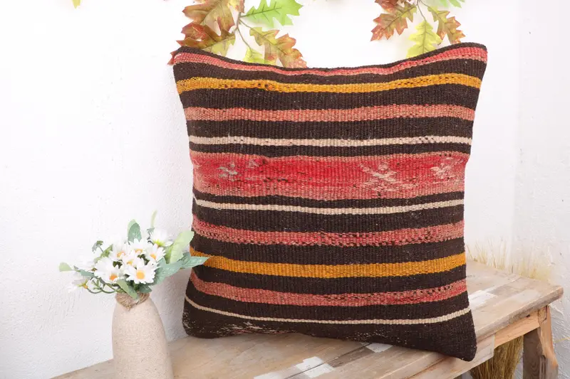 Retro Pillow Sham, Antique Pillows, Cushion Cover, Throw Kilim Pillow, 18x18 Red Pillow Cover, Interior Designer Pillow, Square Throw Cushion Case - 4