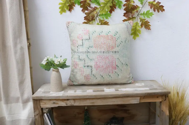 El Yapımı İşlemeli Yastık, Vintage Kare Kırlent