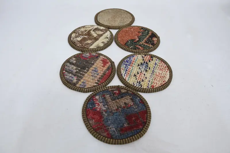 Böhmische runde Untersetzer, blaue und braune ethnische Untersetzer