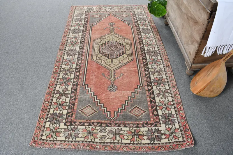 El Yapımı Kırmızı Hayvan Baskılı Halı, 3,2x0,6 ft