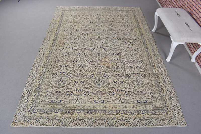 ベージュオンブレラグ、0.5x9.4フィート、ブルーアクセント付き