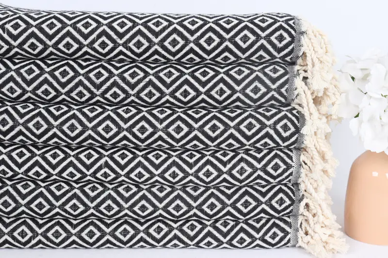 Customized Towels, Custom Name Towel, Bridal Shower Favors, 70x40 Cotton Diamond Towel, Personalized Towel, Custom Bath Towel, Soft towel - 3