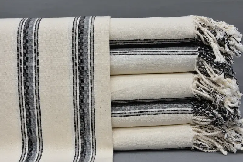 Özel hediye, 70x38 pamuklu çizgili havlu, gelin duş iyiliği, sevgililer hediyesi, işlemeli Türk havlu, plaj teması düğün hediyesi, ince havlu - 4
