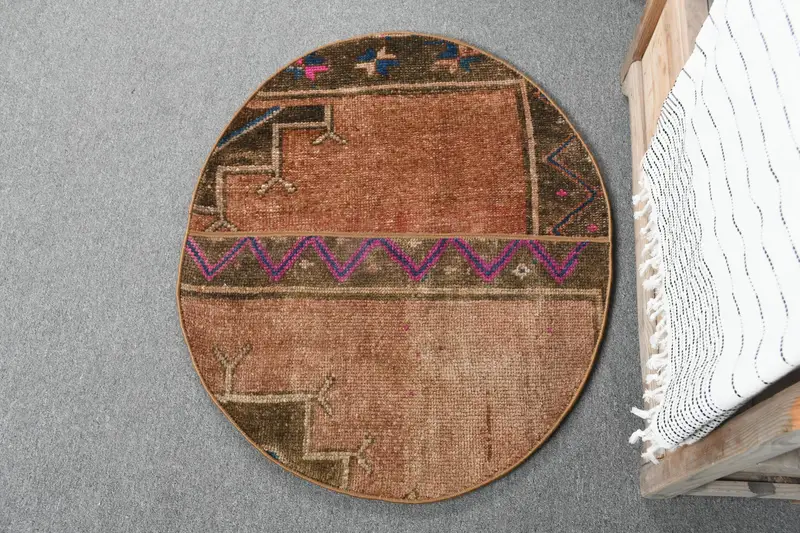 オレンジ、グリーンのアニマルプリントラグ、2.4x2.9フィート