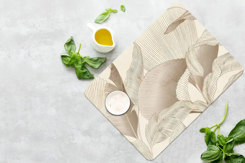 ベージュの抽象的なパターンのガラスのまな板、トレンディなキッチンの必需品