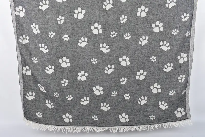 Maid Of Honor Gift, Hammam towel, Personalized Wedding Gift, Beach Towel Gift, Beach Theme Bachelorette Party Gifts, 70x36 Cotton Paw Design Towel - 1