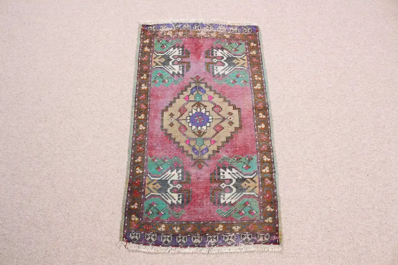 Brown Oriental Rug, 1,6x2,9 ft with Purple Accents