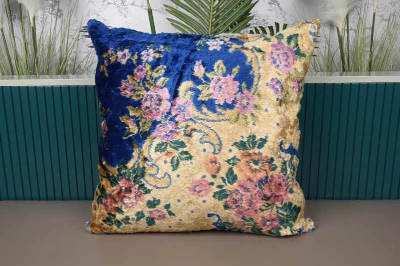 Blau & Beige besticktes Wurfkissen, 24x24 Vintage Blumenkissen