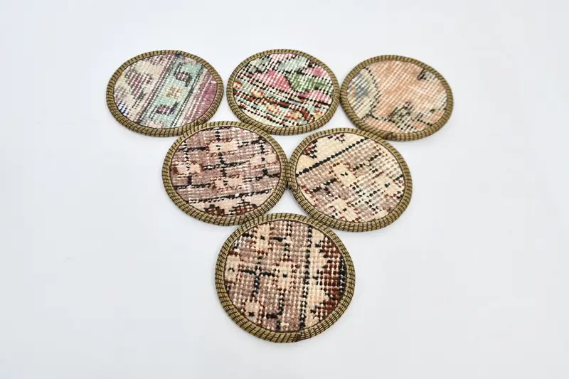 Juego de posavasos redondos bohemios en color beige y marrón, colección única de posavasos