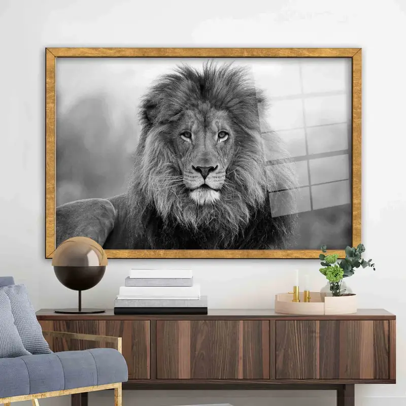 Elegant Printed Glass: Wild Lion Wildlife Theme for Modern Lofts