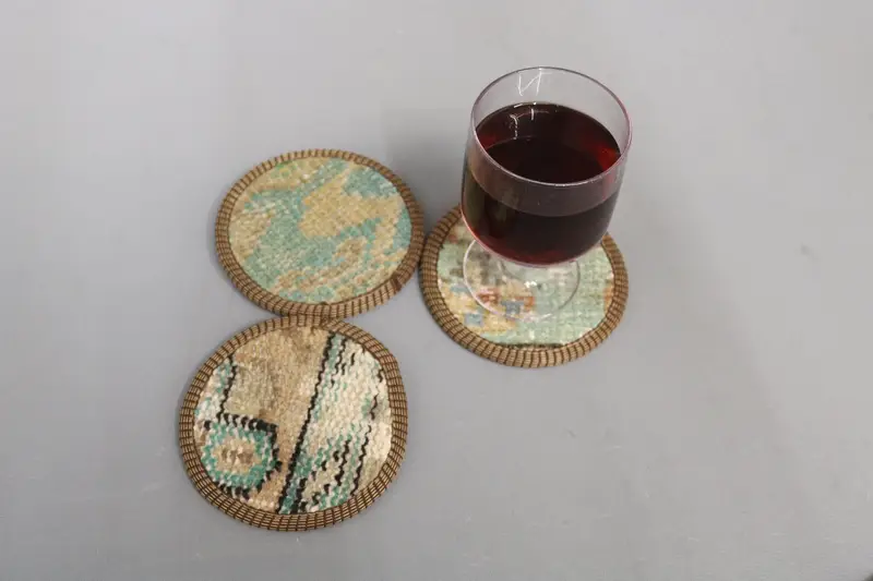 Grüne und braune Kelim-Untersetzer, einzigartige Boho-Untersetzer